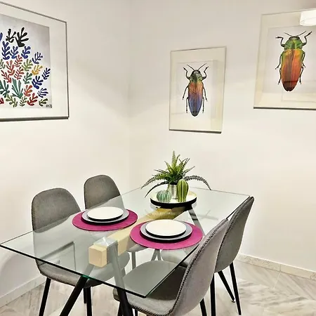 Tranquilo Y Centrico De Playa Фуэнхирола